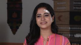Mouna Raagam (Telugu) S01E641 Pooja's Brave Act Full Episode