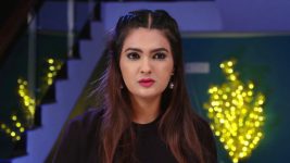 Mouna Raagam (Telugu) S01E647 Sarayu Is up to Something Full Episode