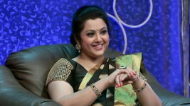Mrs Chinnathirai S01E09 Actress Meena Graces the Show Full Episode