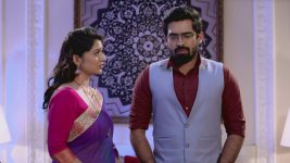 Nakalat Saare Ghadle S01E56 Prataprao Supports Neha Full Episode