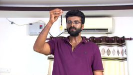 Neelakuyil S01E118 Jai Surya Questions Chittu Full Episode
