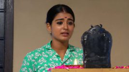 Neelakuyil S01E128 Chittu Makes a Decision Full Episode