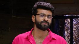 Neelakuyil S01E141 Jai Surya Is in Trouble Full Episode