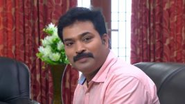 Neelakuyil S01E19 Saravanan's Surprise Visit Full Episode