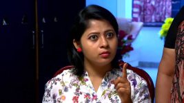 Neelakuyil S01E21 Swathi Creates a Scene Full Episode