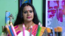 Neelakuyil S01E28 Radhamani Argues with Sarath Full Episode