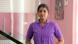 Neelakuyil S01E43 Chittu Seeks Sarath's Help Full Episode