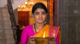 Neelakuyil S01E55 Chittu Plays it Safe Full Episode