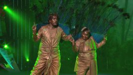 Neethone Dance S01E10 Indraneeil-Meghna's Amazing Act Full Episode
