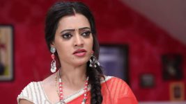 Nenjam Marapathillai S01E321 Sathya Creates a Scene Full Episode