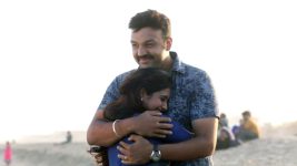 Nenjam Marapathillai S01E324 Vikram, Saranya's Day Out Full Episode