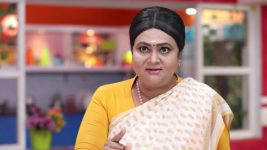 Nenjam Marapathillai S01E329 Akhilandeshwari Gets Annoyed Full Episode