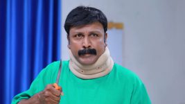 Paavam Ganesan S01E425 Rangarajan Feels Edgy Full Episode