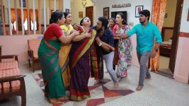 Paavam Ganesan S01E442 A Shocker for Sornam Full Episode