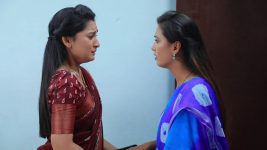 Paavam Ganesan S01E492 Priya Feels Guilty Full Episode