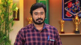 Paavam Ganesan S01E64 Ganesan Gets Honoured Full Episode