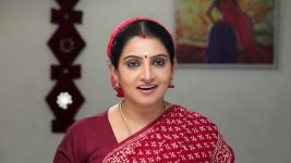 Pandian Stores S01E01 Dhanam Is Here Full Episode
