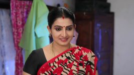Pandian Stores S01E24 Dhanam Helps Sathyamoorthy Full Episode