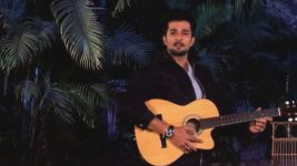 Paruvu Prathistha S01E45 Aditya Sings for Priya Full Episode