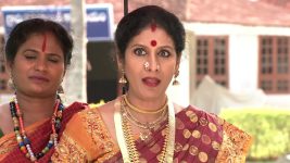 Pavitra Bandham S01E154 Rajeshwari Mocks Madhumati Full Episode