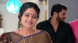 Pavitra Bandham S01E20 Madhumati's Hunt For the Bride Full Episode