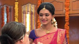 Pavitra Bandham S01E40 Ganga in a Bridal Avatar Full Episode