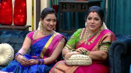 Pelli Choopulu S01E25 TV Celebs on the Show Full Episode