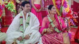 Premer Kahini S06E34 Piya Marries Pratik Full Episode