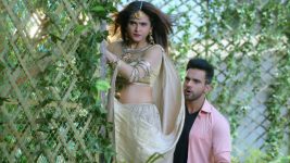 Qayamat Ki Raat S01E67 Sanjana Traps Karan Full Episode