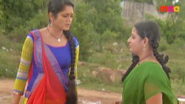 Ramulamma S01E39 Ravali averts a disaster Full Episode