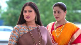 Rang Maza Vegla S01E09 Saundarya Humiliates Mrs Deshmukh Full Episode