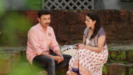 Sahkutumb Sahaparivar S01E24 Avni, Vaibhav Get Romantic Full Episode