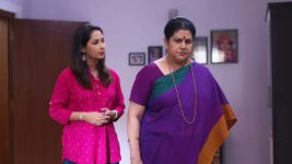 Sath De Tu Mala S01E40 Sharda Berates Kanchan Full Episode