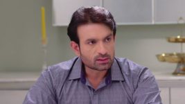 Shatada Prem Karave S01E10 Unmesh to Meet Dilip Full Episode