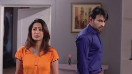 Shatada Prem Karave S01E20 Unmesh Threatens to Kill Priya Full Episode
