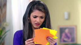 Shatada Prem Karave S01E36 Sayali Finds the Box Full Episode