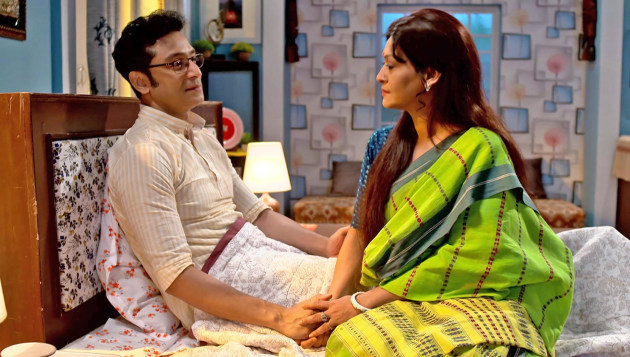 Sreemoyee today full episode deals