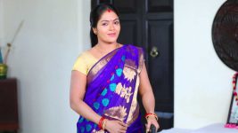 Sundhari Neeyum Sundharan Naanum S01E35 Urvasi Accepts the Bribe Full Episode