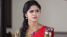 Sundhari Neeyum Sundharan Naanum S01E38 Chithra In a Fix Full Episode