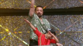 Super Dancer S04E49 Sanjay Dutt Special Full Episode