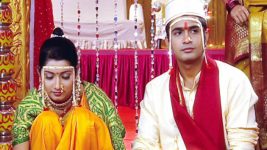 Swapnanchya Palikadal S01E01 Meet Shreyas and Vaidehi Full Episode