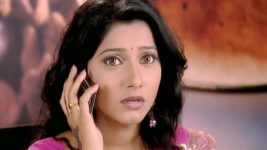 Swapnanchya Palikadal S01E12 Vaidehi Spots Mansi, Her Boyfriend Full Episode