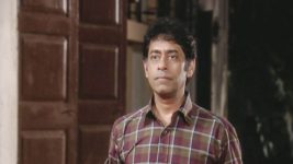 Swapnanchya Palikadal S01E32 Can Yashwant Repay The Debt? Full Episode