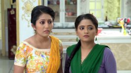 Tekka Raja Badshah S01E47 Raja's Family at the Dutta House Full Episode