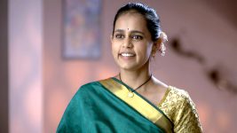 Tu Saubhagyavati Ho S01E10 Vikas Gifts Aishwarya A Saree Full Episode