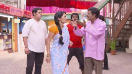 Vaiju No 1 S01E113 Ghatkar Helps Vaiju Full Episode