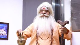 Velaikkaran (Star vijay) S01E400 Singa Perumal's New Look Full Episode