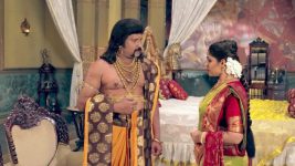 Velammal (vijay) S01E31 Umayaal Comforts Raghupathy Full Episode