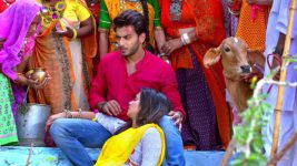 Ye Maaya Chesave S01E12 Ajit Rescues Vividha Full Episode