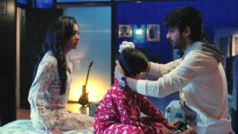 Yeh Hai Chahatein S01E68 Rudraksh Takes Care of Saaransh Full Episode